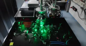 The green Laser on ist way toward the enhancement cavity